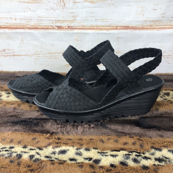 SH112 - Bernie Mev Slingback Pump. Size 6.5/38 - Picture 2 of 7